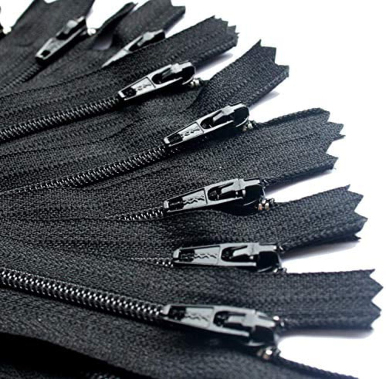 #3 Skirt & Dress Black YKK Coil Closed Bottom Zippers for Sewing Craft & Apparel - Choose Your Length - Made in The United States (100 Zippers Per Pack) (4" Inches)
